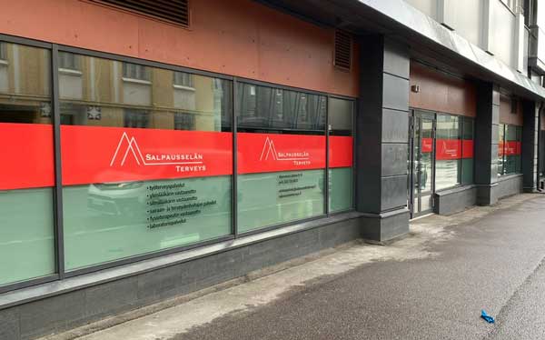 salausselän-terveys-ikkunateippaaukset-Lahti Rauhankatu